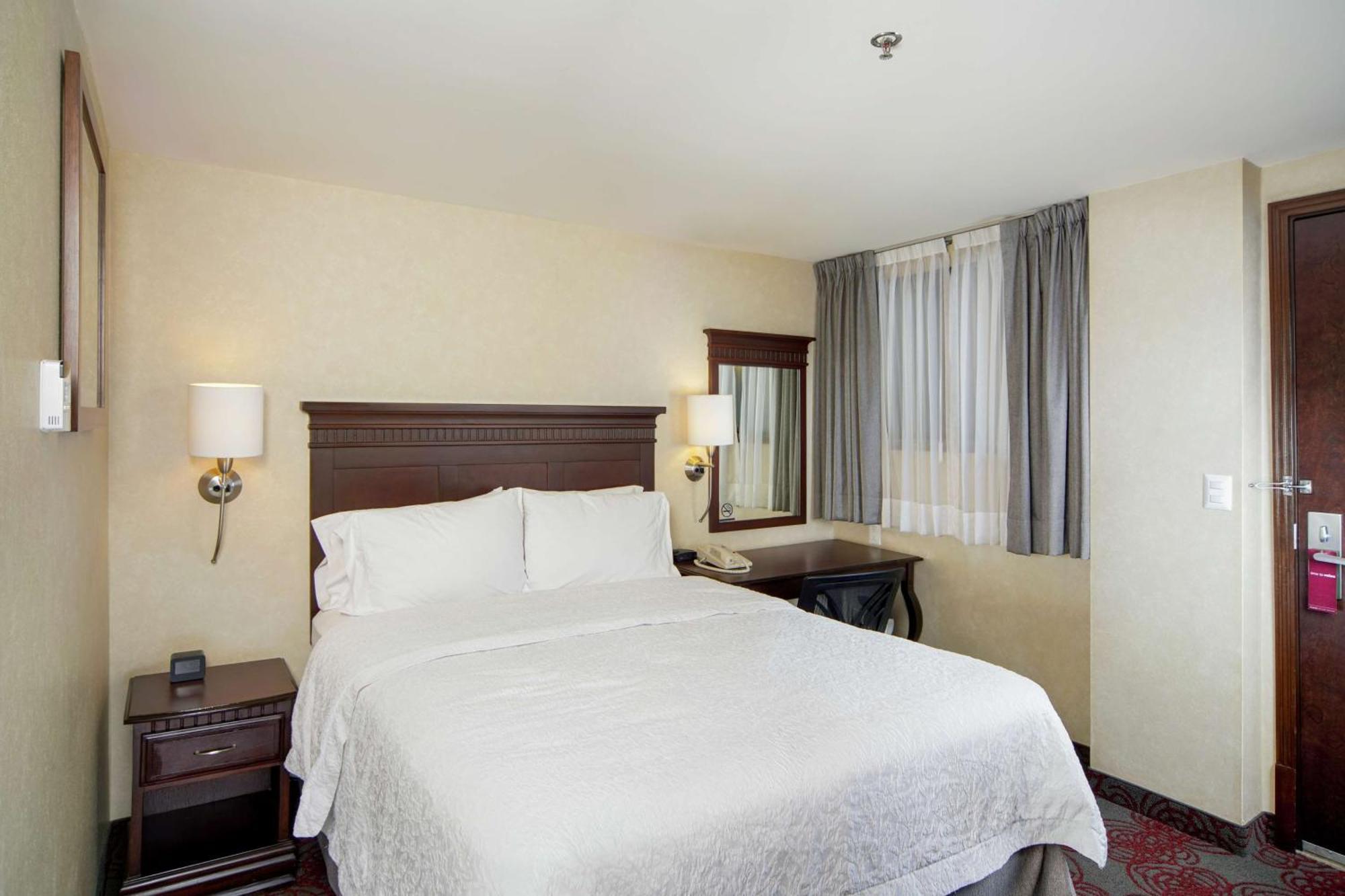 Hampton Inn & Suites Mexico City - Centro Historico Eksteriør billede